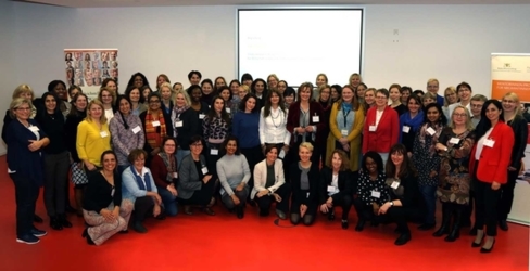 Gruppenbild bei der Abschlussveranstaltung des Mentorinnenprogramms Gruppenbild bei der Abschlussveranstaltung des Mentorinnenprogramms